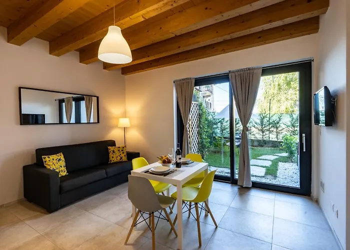 Casa Tina Holiday Home